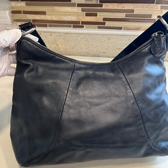 Coach Soho F19580 Medium Black Leather Flap Duffle Shoulder Bag - Picture 4 of 10